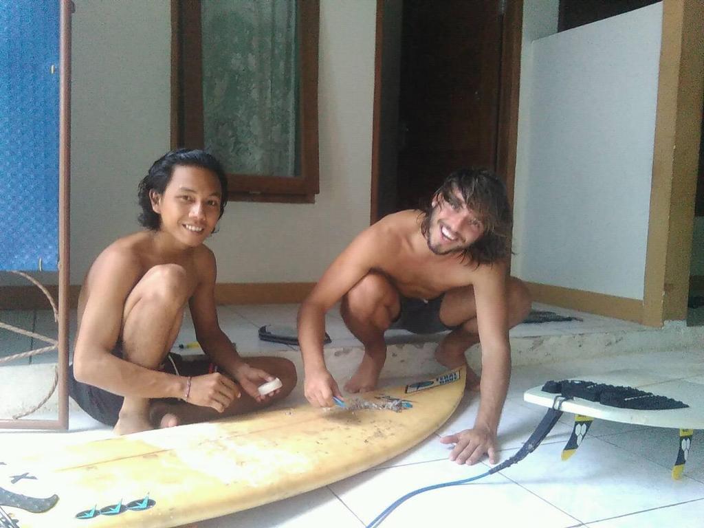 Jeges Homestay Senggigi Exterior photo