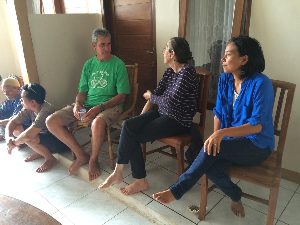 Jeges Homestay Senggigi Exterior photo